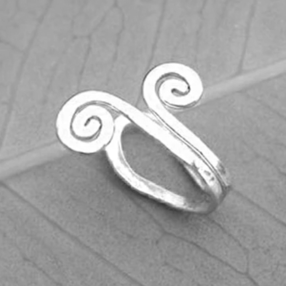 Swirly Tragus Ear Cuff- silver tone